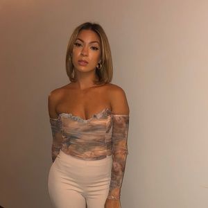 PRETTYLITTLETHING Bodysuit